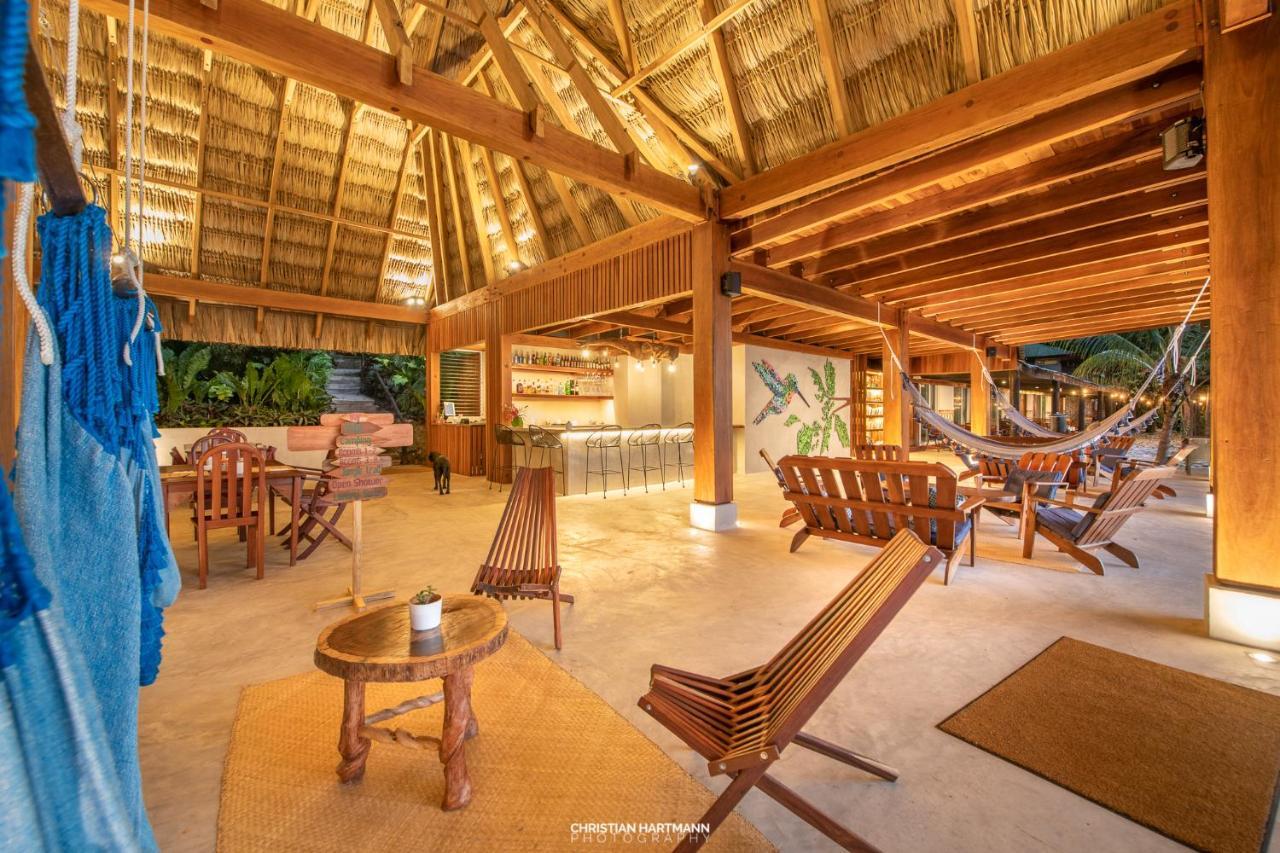 Hotel Gringo Perdido เอล เรมาเต ภายนอก รูปภาพ