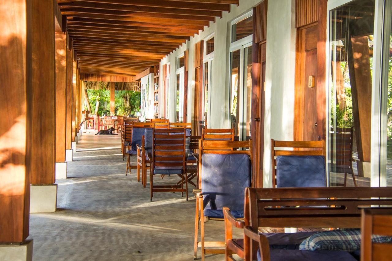 Hotel Gringo Perdido เอล เรมาเต ภายนอก รูปภาพ
