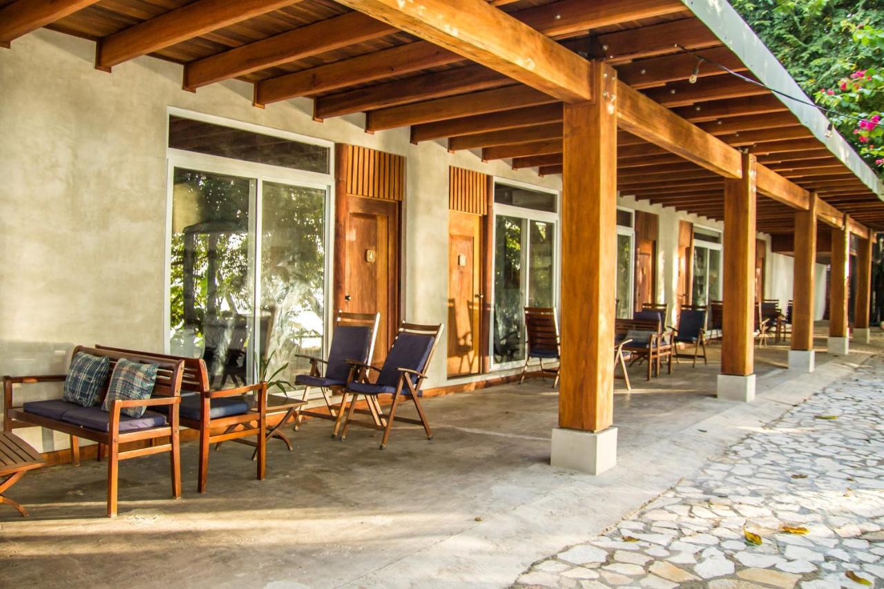 Hotel Gringo Perdido เอล เรมาเต ภายนอก รูปภาพ